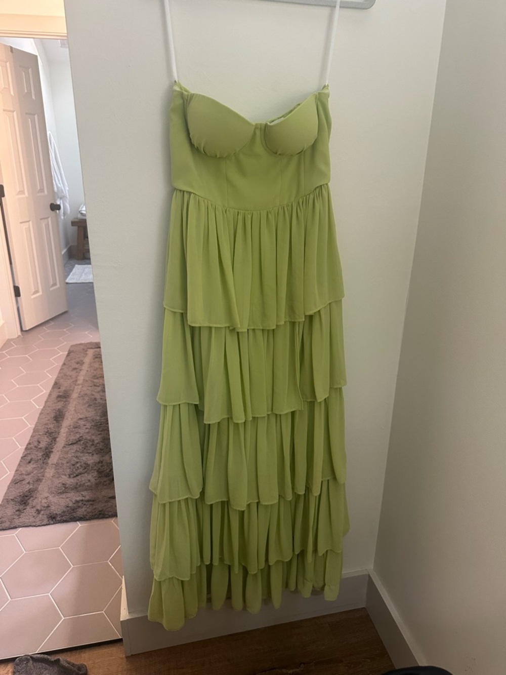 Lovers + friends Hattie Strapless Tiered Maxi Dress green - Picture 2 of 8